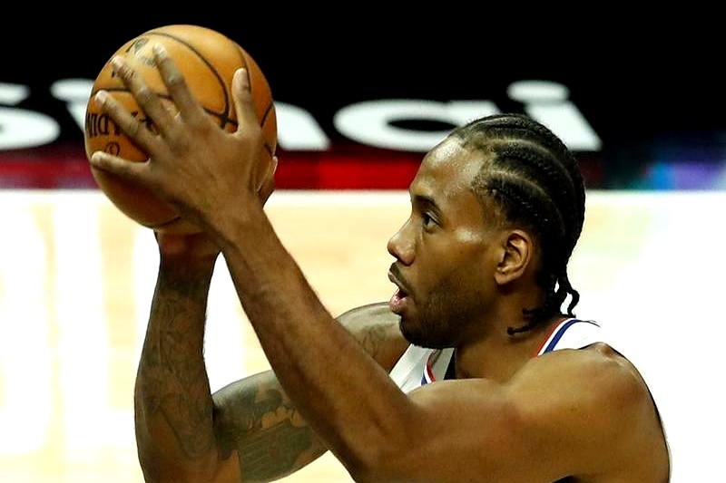 九游中国哈登在西班牙队比赛中高光表现，赛况扑朔迷离引发热议！的简单介绍